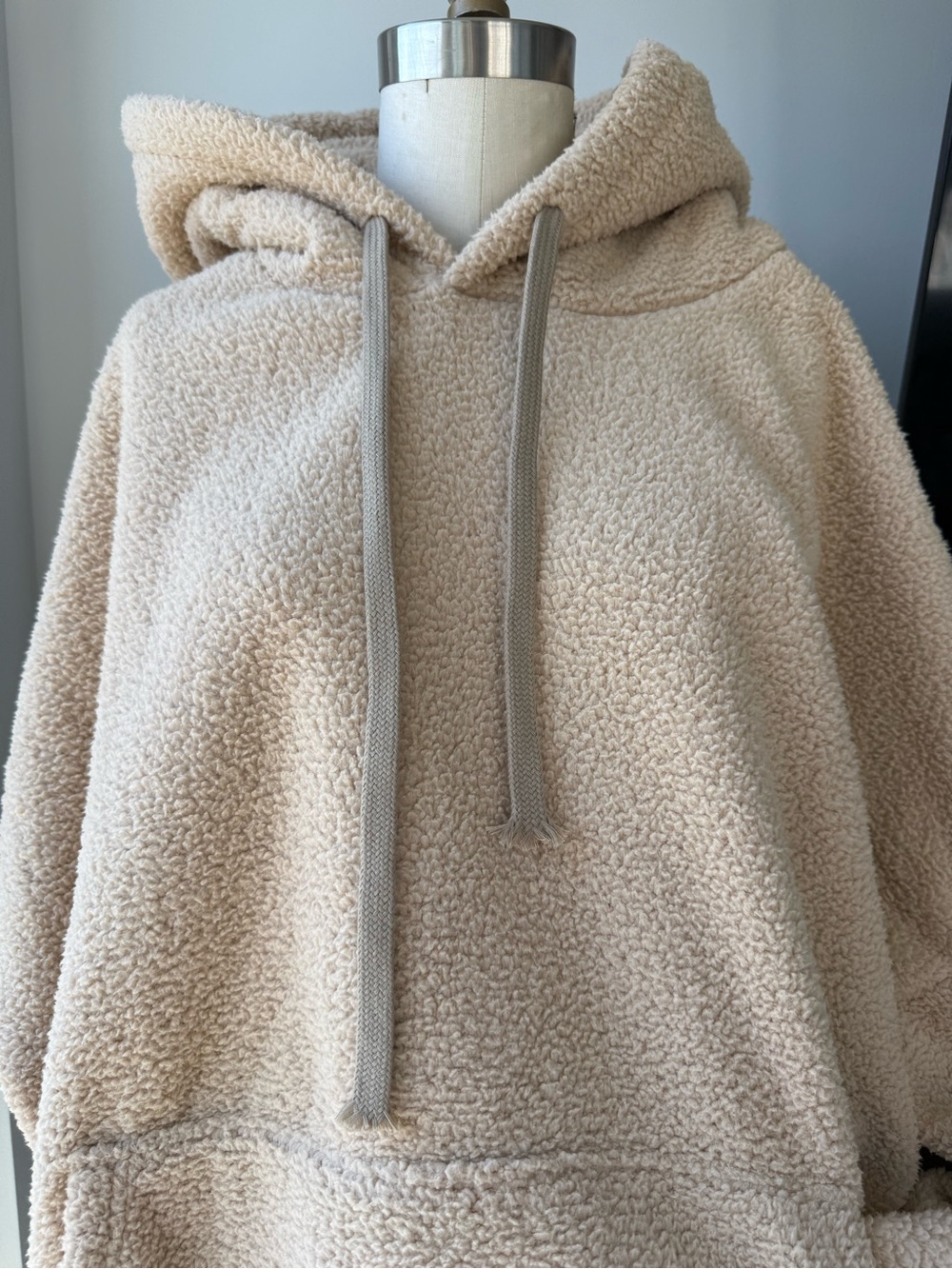 OAK + FORT Plush Sherpa Hoodie - Picture 3 of 6
